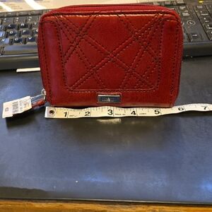 Liz&Co NWT Triple Fold Wallet